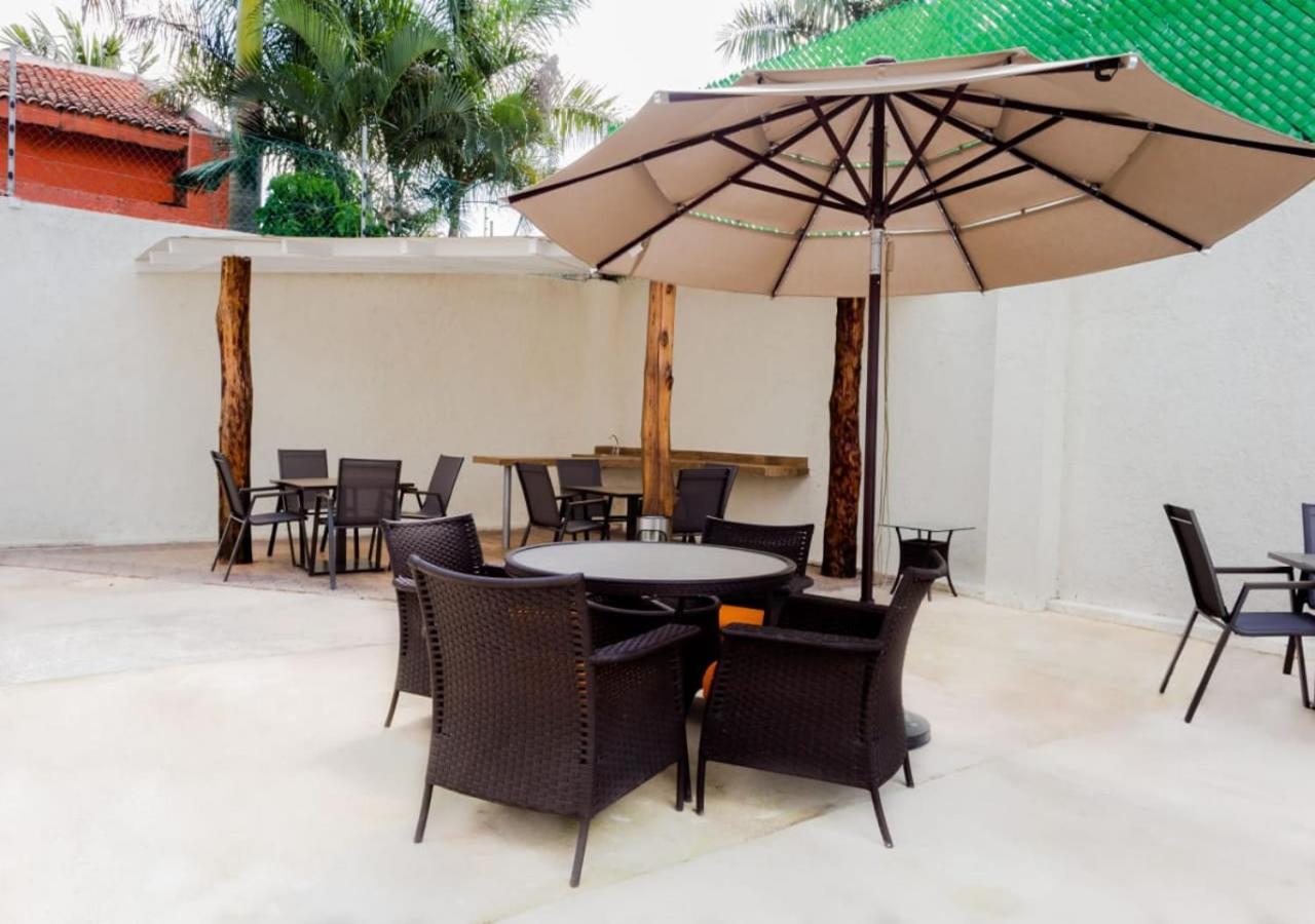 Studiotel Cancun Luaran gambar