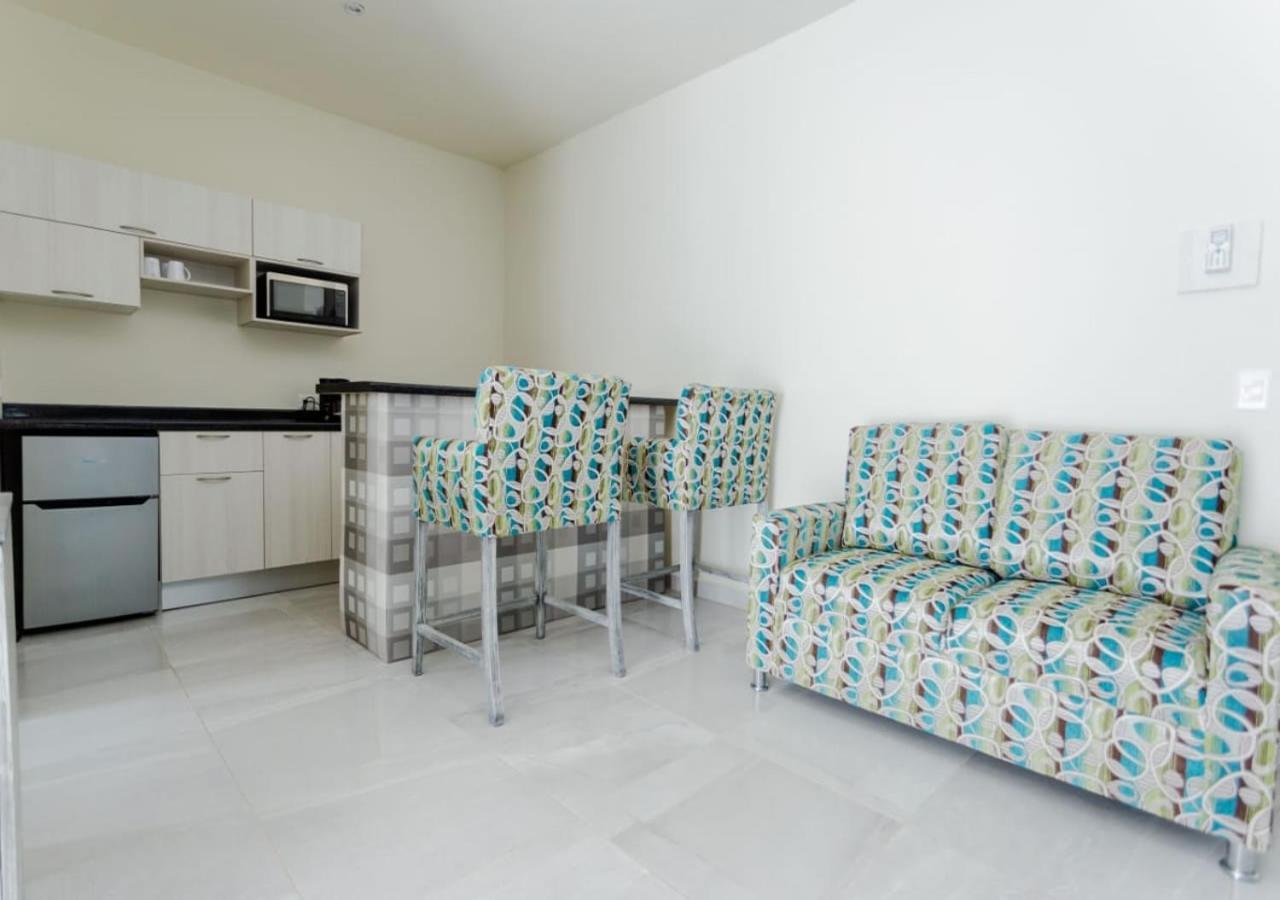 Studiotel Cancun Luaran gambar